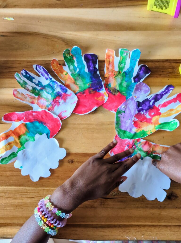 10 Colorful Rainbow Crafts for Busy Moms and Preschoolers