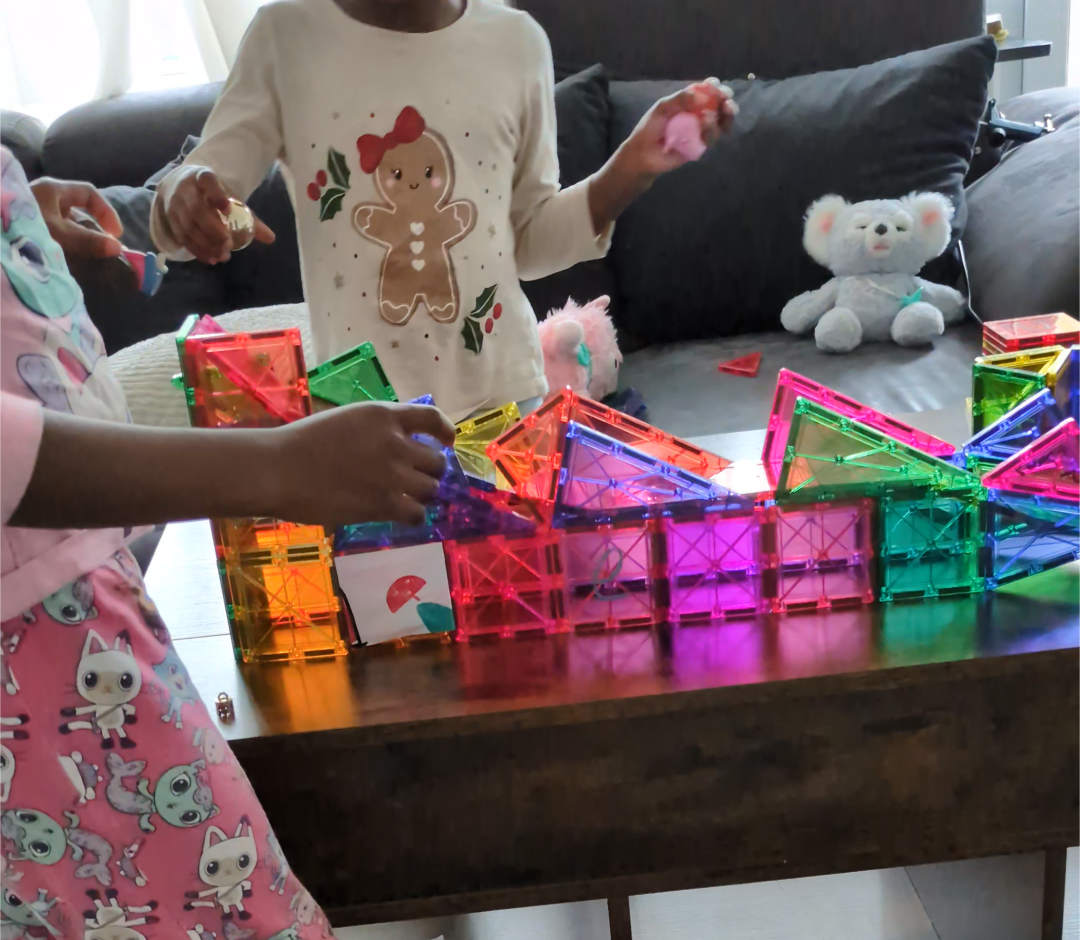  educational toys for toddlers. Kids playing with magnetic tiles