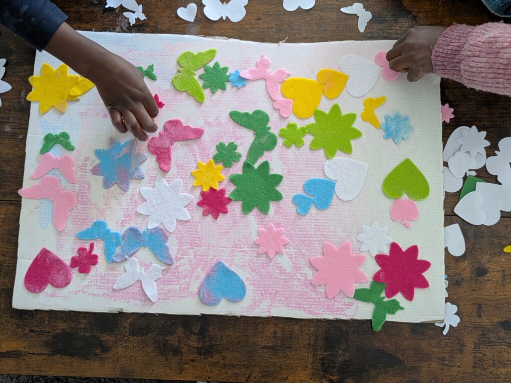 Collage craft. Easy craft & activities for toddlers, preschoolers and kids