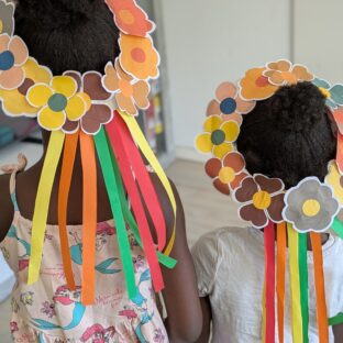 Spring Flower Wreath Craft Printable for Kids | Paper Plate Craft Template (Colour + Black & White)